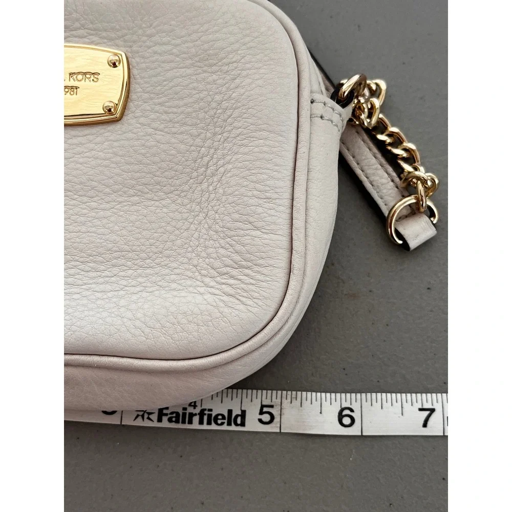 Michael Kors Cream Pebbled Leather Crossbody Bag Gold Chain Camera Bag Small